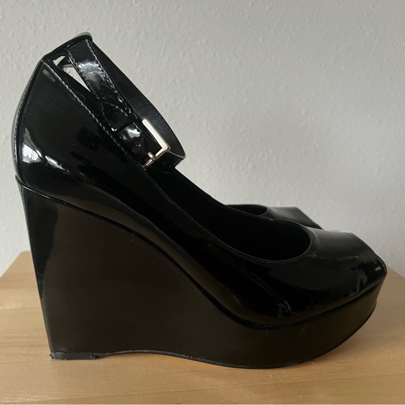 Nine West Black Peep-Toe Wedge Heels - Picture 2 of 8